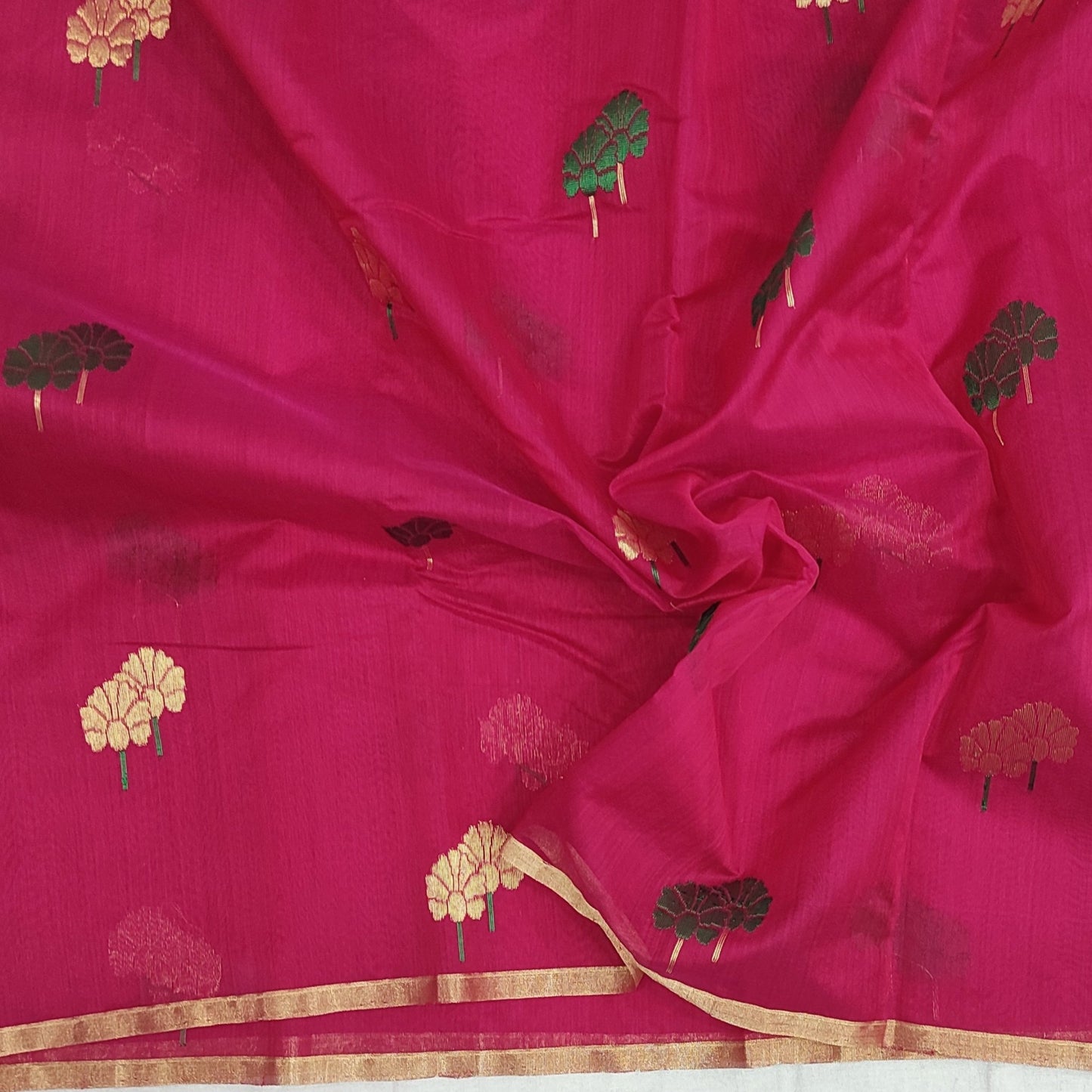 Beautiful Chanderi Silk Flower Motifs Saree A107 - Artsy India
