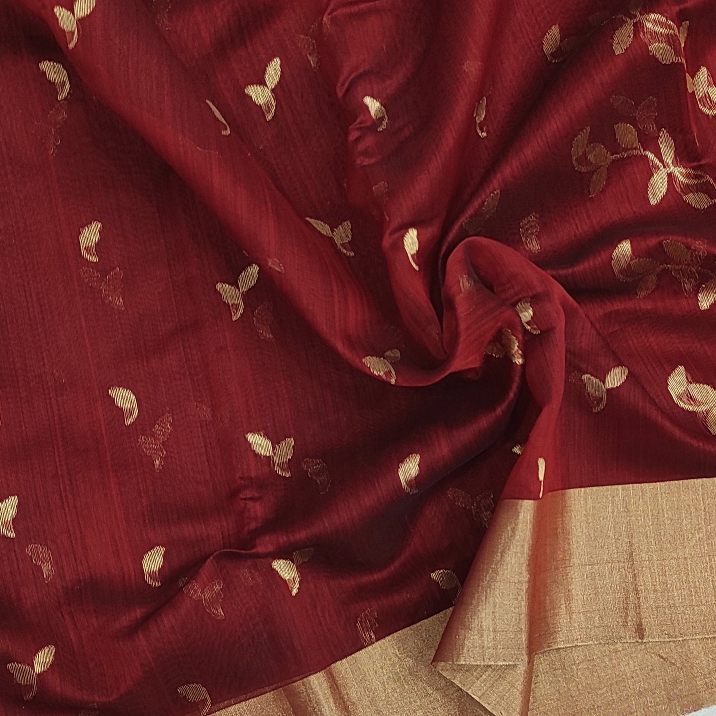 Beautiful Chanderi Silk Leaf Motifs Saree A108 - Artsy India