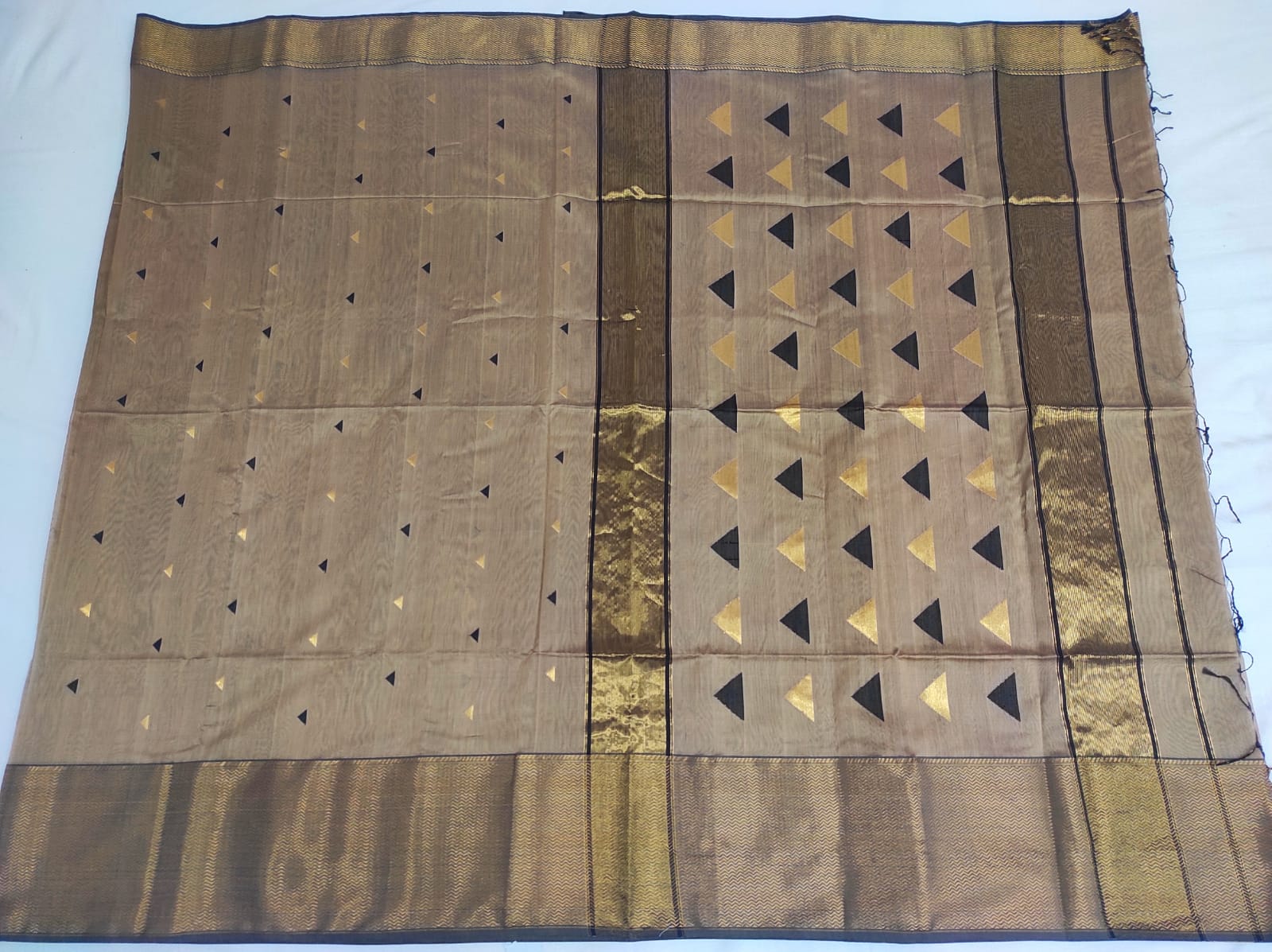 Chanderi Designer Silk Cotton Golden Saree A210 - ArtsyIndia