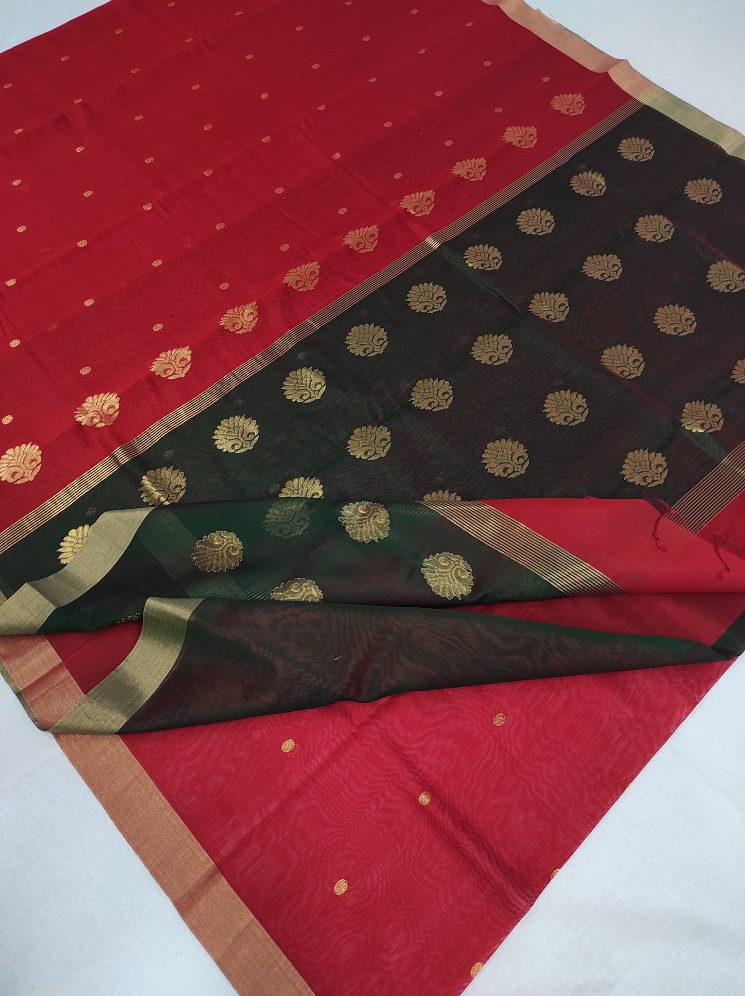 Chanderi Pure Silk Cotton Gold Zari Red and green multicolour Saree - ArtsyIndia